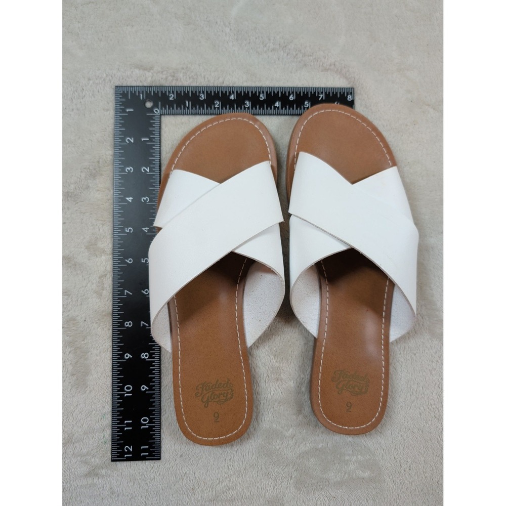 Faded Glory Womens‎ White Crisscross Slide Sandals Flat Summer Shoes Size 9 - Picture 7 of 7
